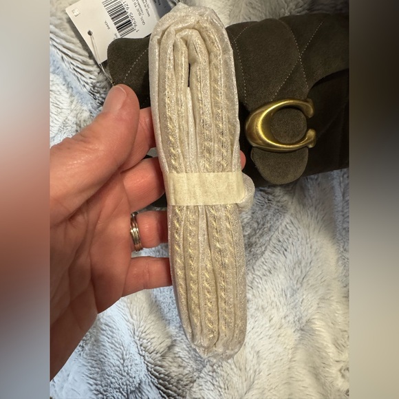 Coach - Quilted Tabby 19 Olive - NWT Chain Strap & Wristlet 2025 Retail - $295 - Picture 10 of 15